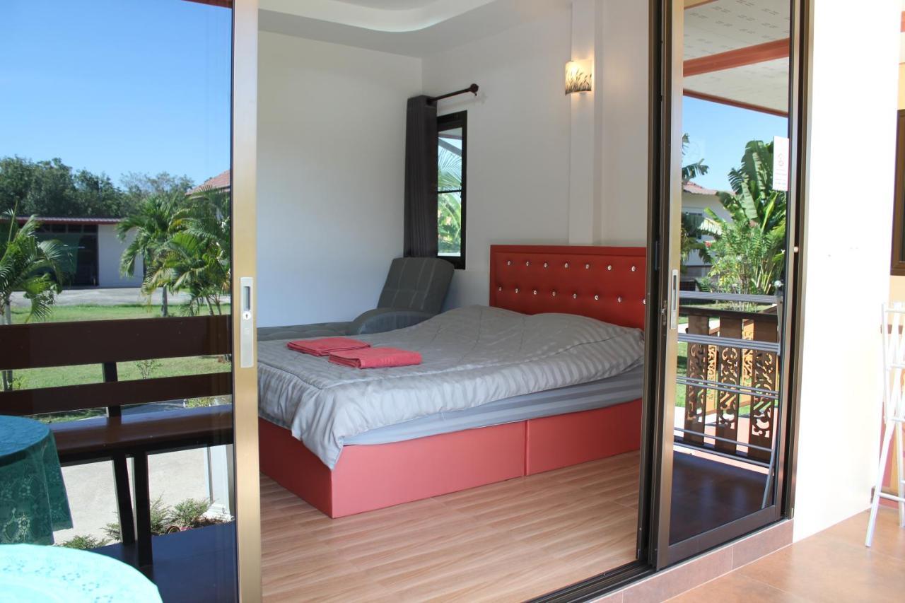 Naluemon Village Fh 1 Rayong Exterior photo